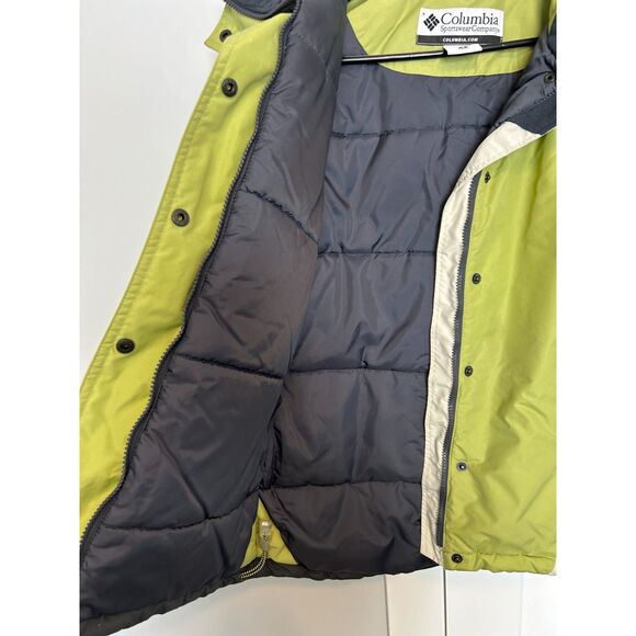 Ladies Columbia Brand Coat in Lime Green and Black, Size Small - Picture 5 of 7
